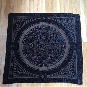 Basile Devore velvet women’s scarf 38x38